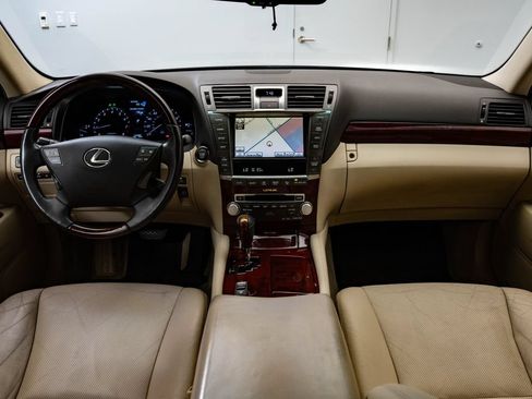 Used 2011 Lexus LS 460 AWD w/ Luxury Value Edition image 34