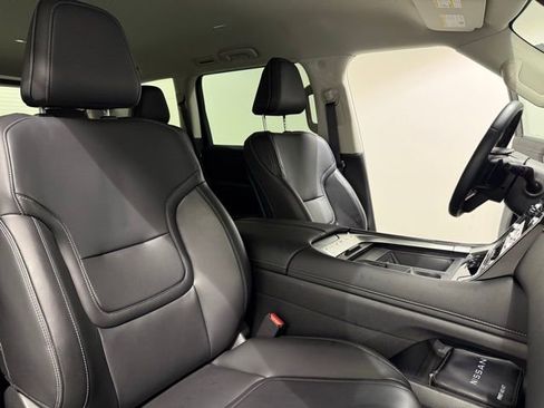 Used 2025 Nissan Armada SV image 30