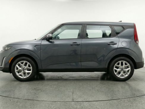 Used 2025 Kia Soul LX w/ LX Technology Package image 5
