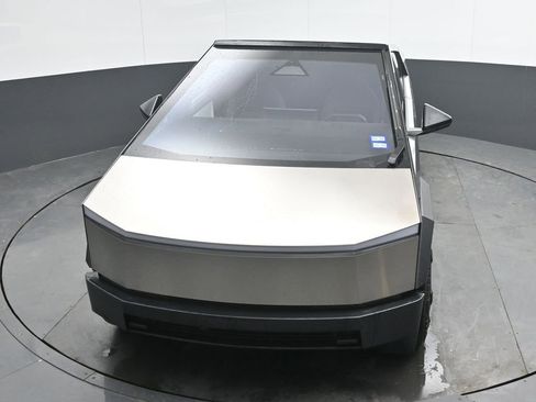 Used 2024 Tesla Cybertruck Cyberbeast AWD/4WD image 34