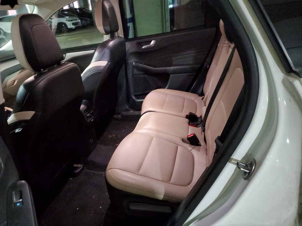 Used 2022 Ford Escape SEL FWD image 14