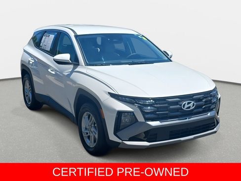 Certified 2026 Hyundai Tucson SE FWD image 3