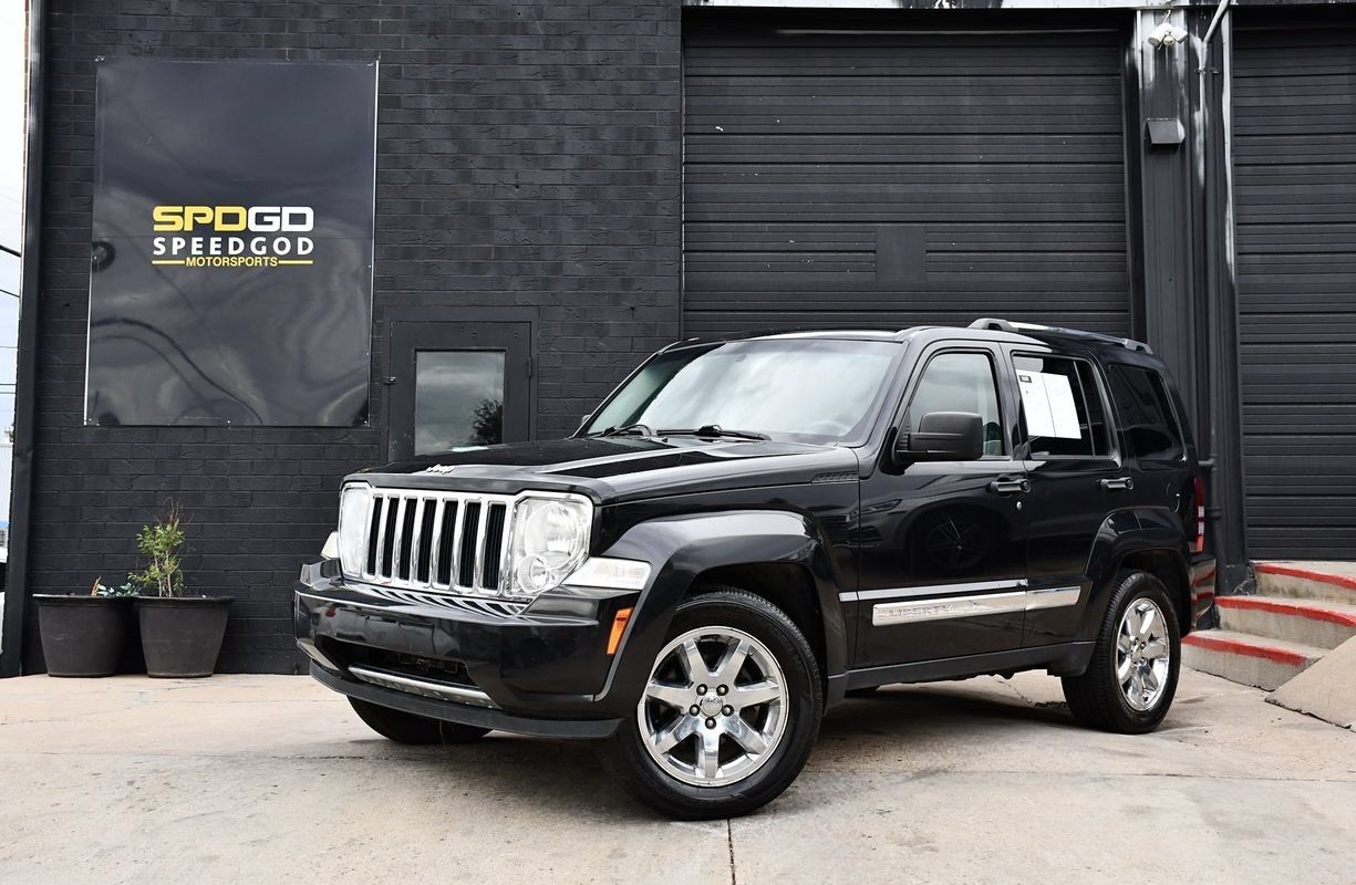 Used 2008 Jeep Liberty Limited w/ Premium Group II AWD/4WD image 1