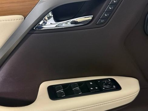 Used 2017 Lexus RX 350 FWD w/ Premium Package image 16