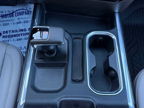 Used 2024 Chevrolet Silverado 1500 LTZ AWD/4WD image 24