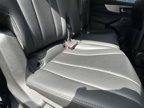 Used 2023 Acura MDX SH-AWD w/ Technology Package image 11