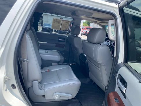 Used 2012 Toyota Sequoia Platinum AWD/4WD image 15