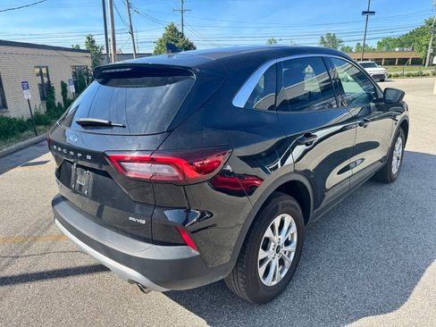 Used 2023 Ford Escape Active AWD/4WD image 5