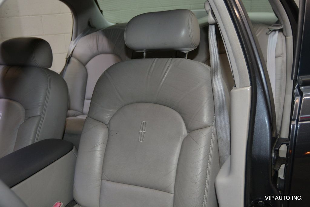 Used 1998 Lincoln Continental FWD image 13