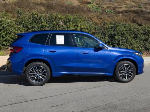 Used 2025 BMW X1 xDrive28i w/ M Sport Package image 4