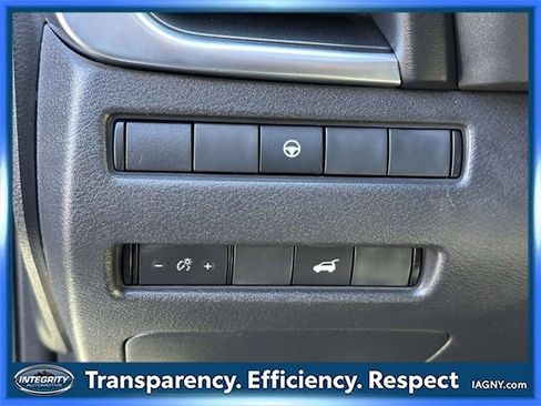 Certified 2022 Nissan Rogue SV w/ SV Premium Package image 23