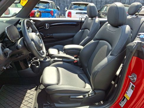 Used 2023 MINI Cooper S FWD image 11