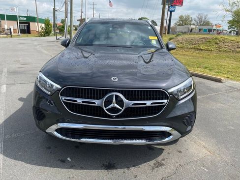 Used 2024 Mercedes-Benz GLC 300 image 2