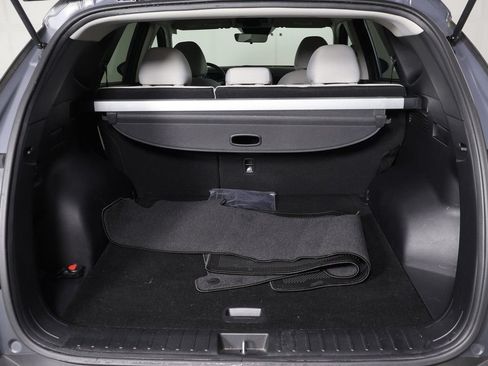 Certified 2025 Hyundai Tucson SE AWD/4WD image 14