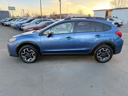 Used 2017 Subaru Crosstrek 2.0i Limited image 6