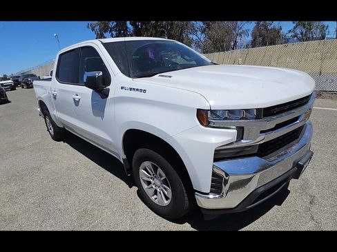 Used 2021 Chevrolet Silverado 1500 LT RWD image 2