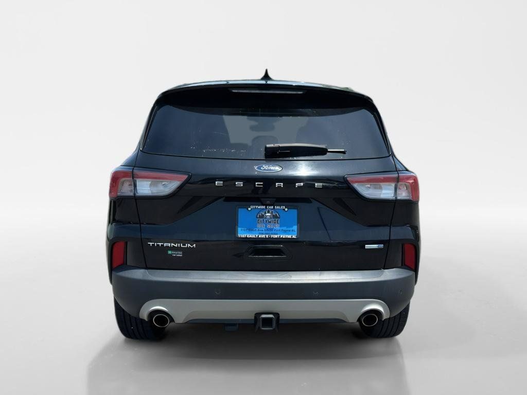 Used 2020 Ford Escape Titanium AWD/4WD image 2