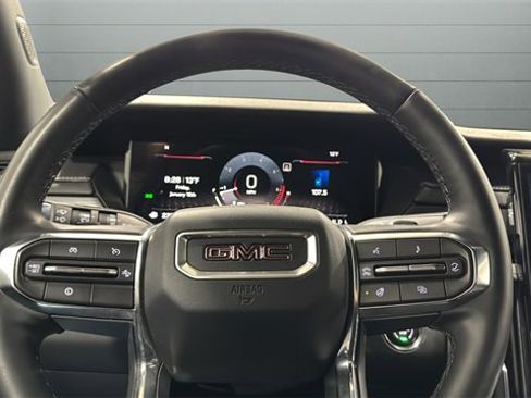 Used 2025 GMC Acadia Elevation image 21