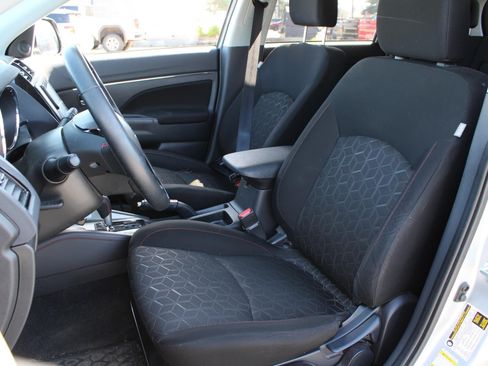 Used 2021 Mitsubishi Outlander Sport ES AWD/4WD image 15