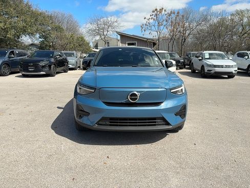 Certified 2023 Volvo C40 Recharge Core image 6