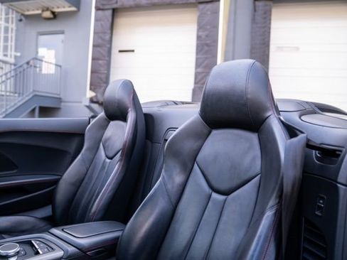 Used 2021 Audi R8 V10 image 44