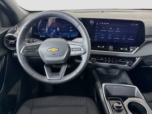 New 2026 Chevrolet Equinox LT w/ Safety and Technology Package image 21