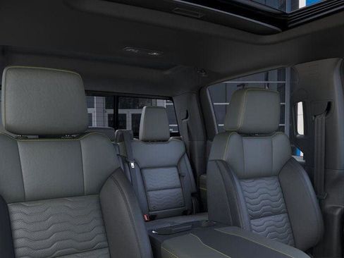 New 2026 Chevrolet Silverado 1500 ZR2 w/ Dark Appearance Package image 25