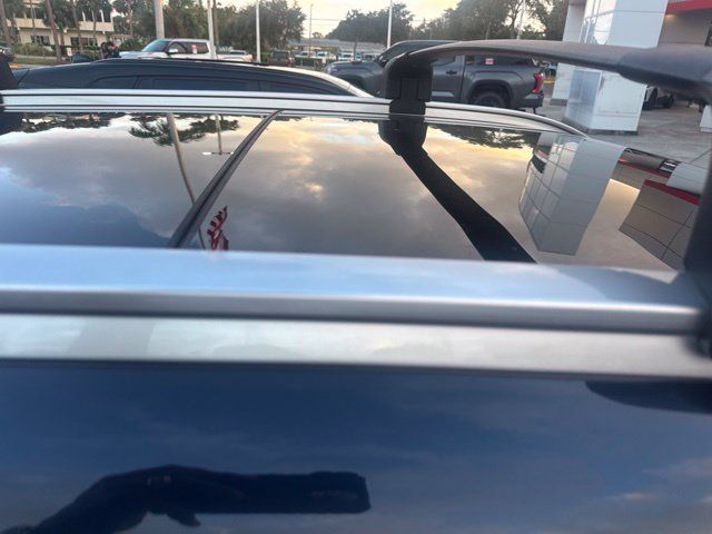Used 2023 Kia Sorento EX w/ Panoramic Sunroof Package FWD image 5