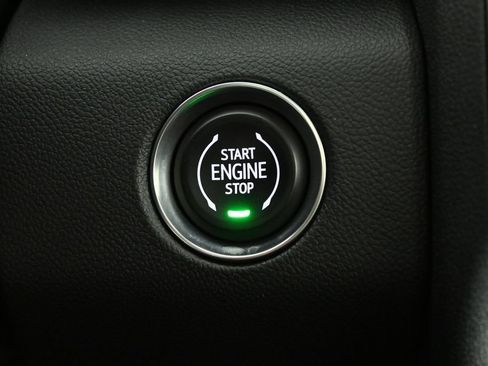 Used 2026 GMC Acadia AT4 w/ Luxury Package AWD/4WD image 32
