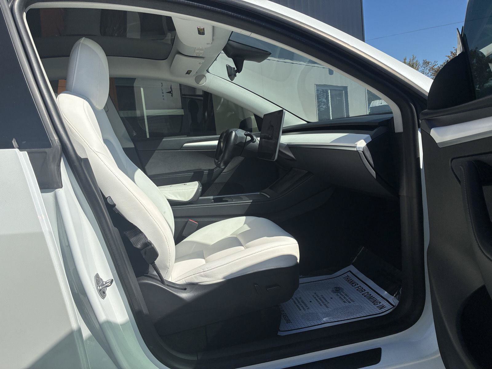 Used 2023 Tesla Model Y Long Range AWD/4WD image 14