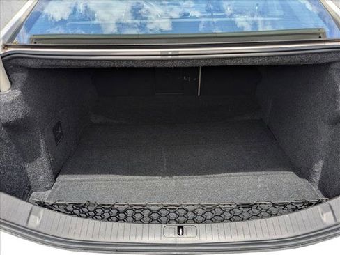 Used 2013 Cadillac XTS Premium FWD image 6