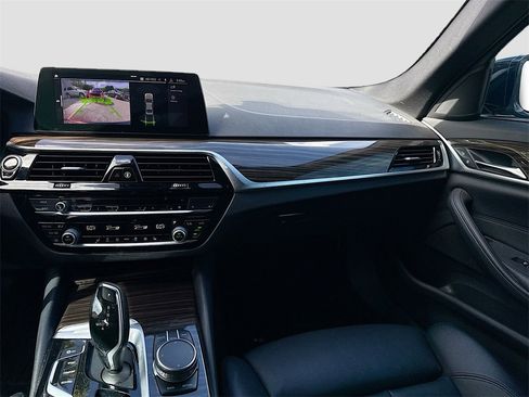 Used 2020 BMW 530i image 26