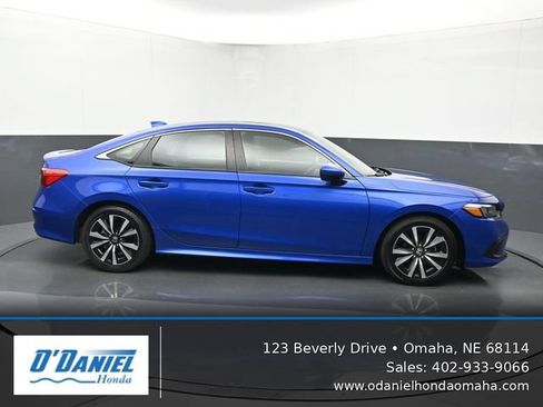 Used 2023 Honda Civic EX image 7