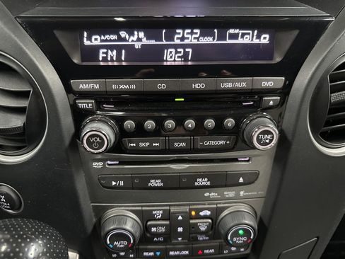 Used 2014 Honda Pilot Touring image 34