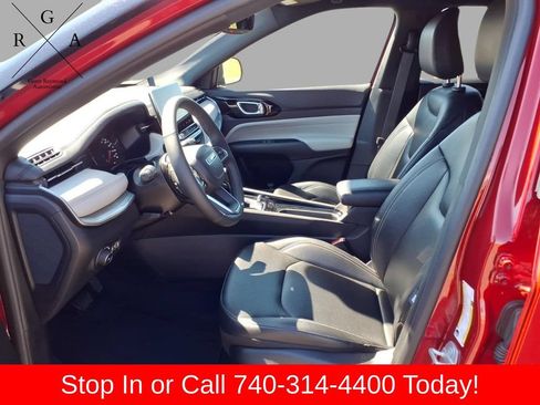 Used 2026 Jeep Compass Limited AWD/4WD image 15