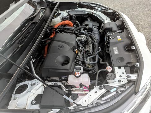 Used 2024 Toyota RAV4 XLE image 49