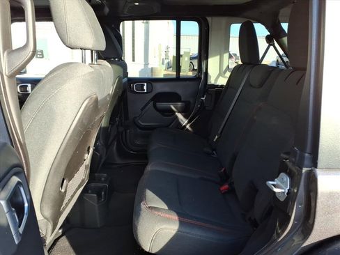 Used 2024 Jeep Wrangler Unlimited Rubicon image 5