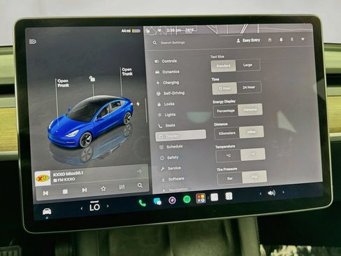 Used 2023 Tesla Model 3 Standard Range RWD image 41
