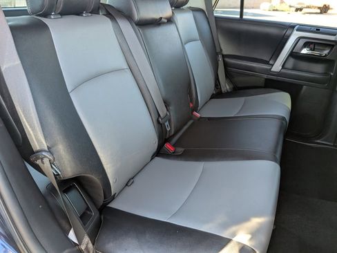 Used 2022 Toyota 4Runner SR5 Premium image 14