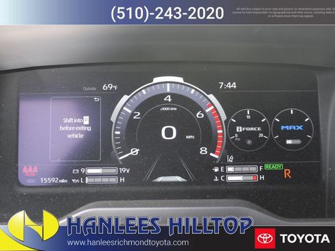 Used 2024 Toyota Tundra Limited AWD/4WD image 30