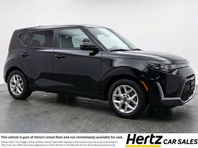 Used 2025 Kia Soul LX w/ LX Technology Package