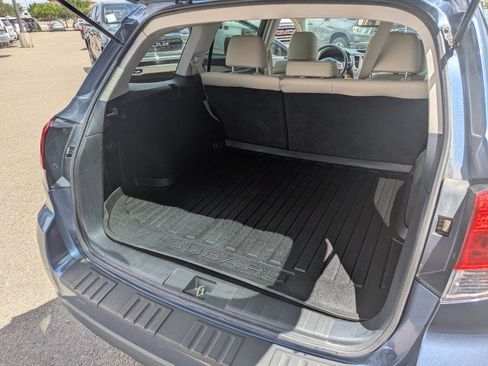 Used 2013 Subaru Outback 2.5i Limited AWD/4WD image 29
