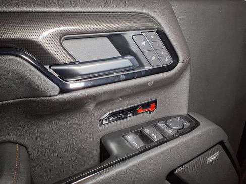 New 2026 GMC Sierra 1500 AT4 w/ AT4 Premium Package AWD/4WD image 16