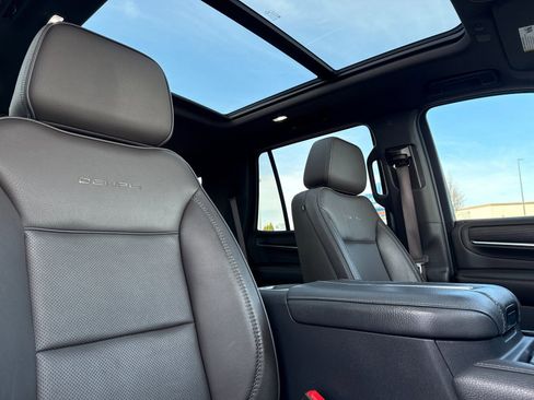 Used 2022 GMC Yukon Denali image 19