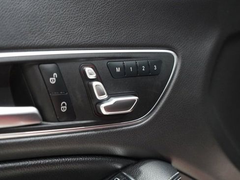 Used 2018 Mercedes-Benz CLA 250 4MATIC image 18