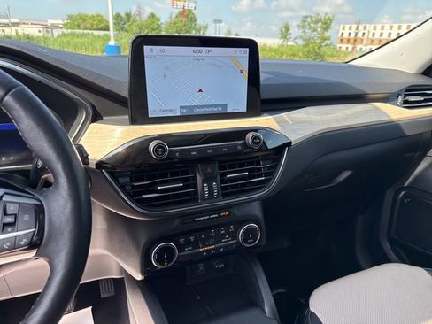 Used 2022 Ford Escape Titanium w/ Titanium Elite Package image 25