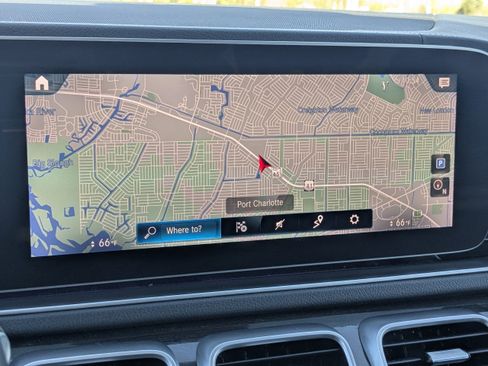 Used 2020 Mercedes-Benz GLS 450 4MATIC image 26