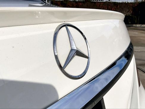 Used 2020 Mercedes-Benz E 350 Sedan image 30