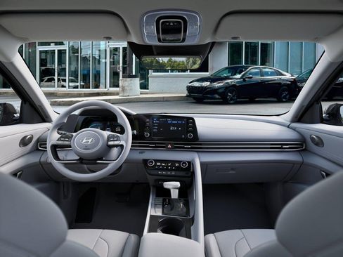 New 2026 Hyundai Elantra Hybrid FWD image 11