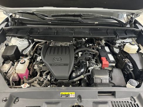 Used 2023 Toyota Highlander L FWD image 35